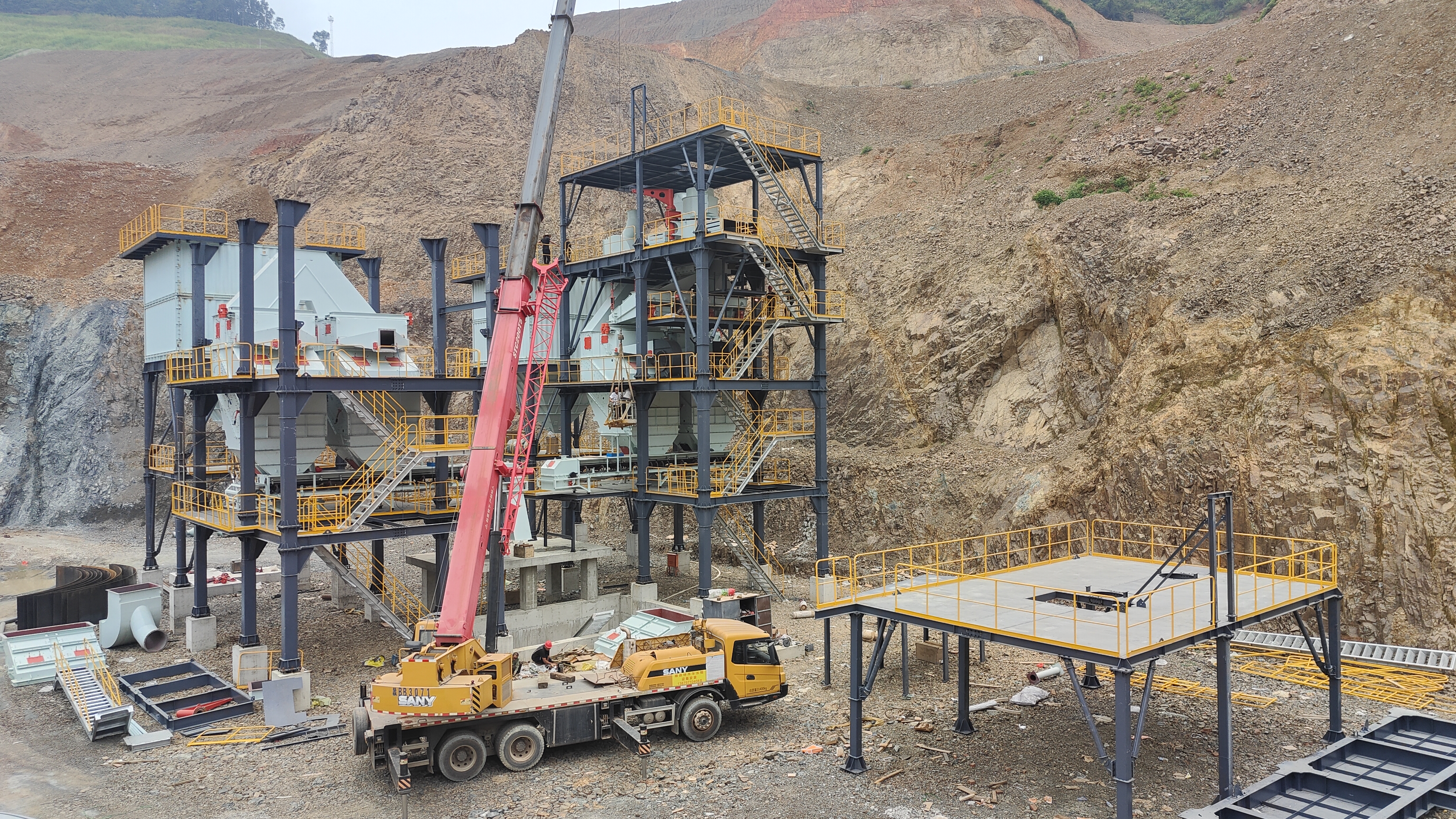 建筑垃圾變廢為寶：制砂樓開(kāi)啟資源循環(huán)新篇章